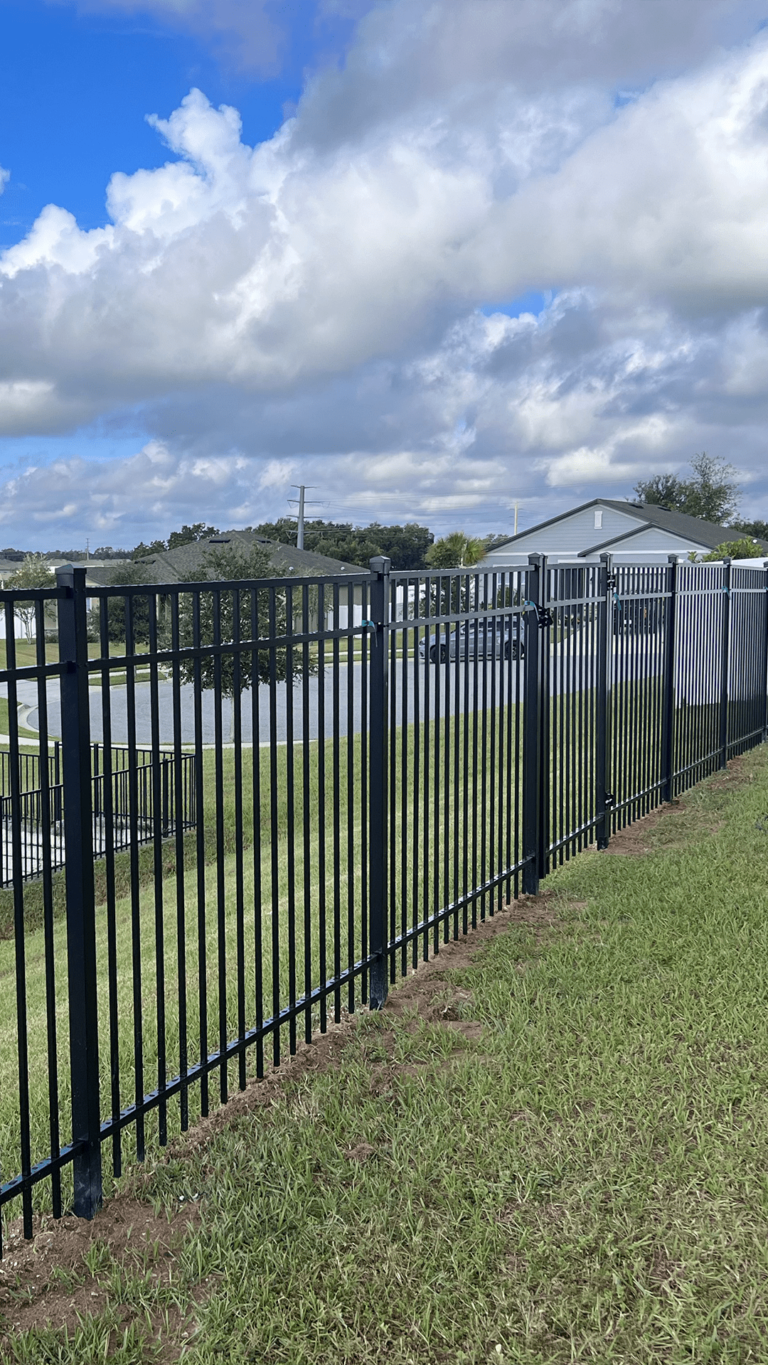 This is 5-foot-high aluminum fence installed in the Orlando area.